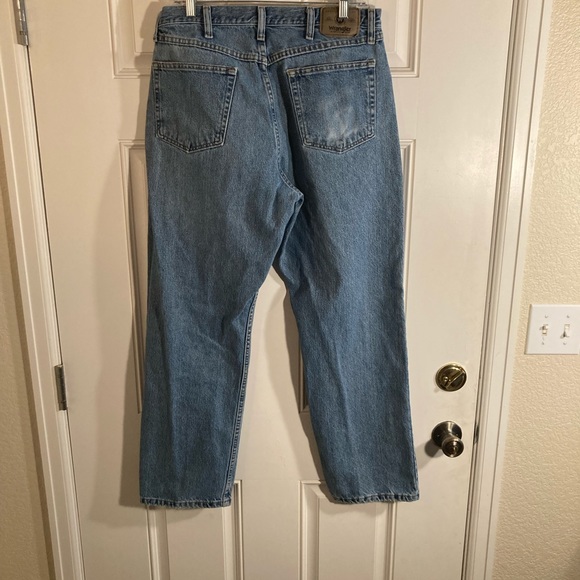 Wrangler Premium Quality relaxed fit jeans - Picture 8 of 10
